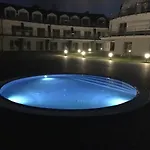 Silence Gold Club Апартаменты Поберово