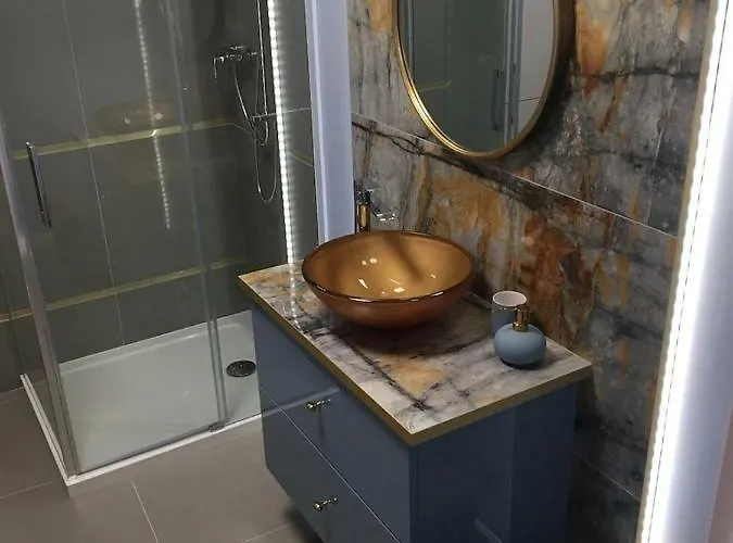 Apartment Silence Gold Club