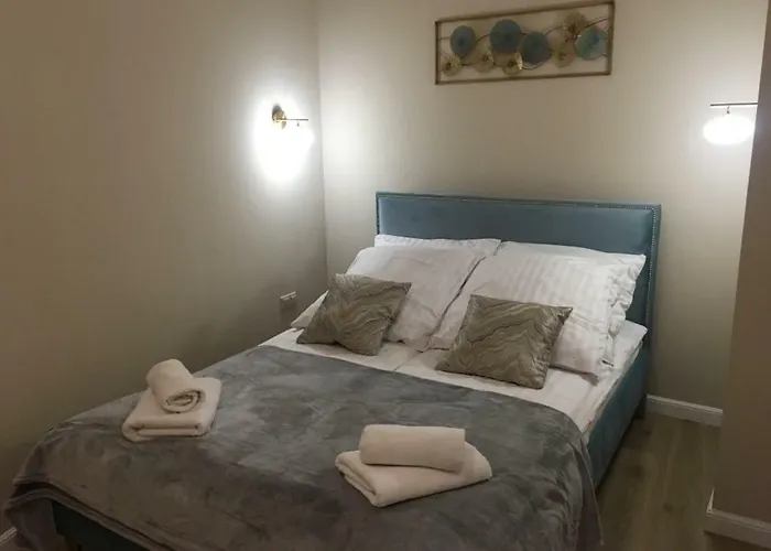 Silence Gold Club Apartment *