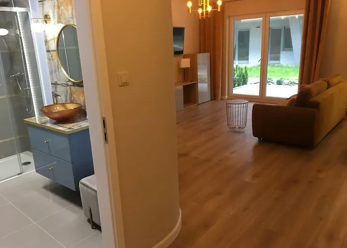 Apartment Silence Gold Club