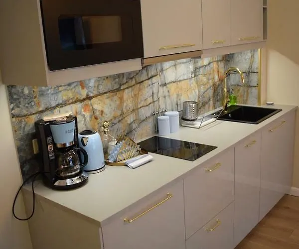 Apartment Silence Gold Club